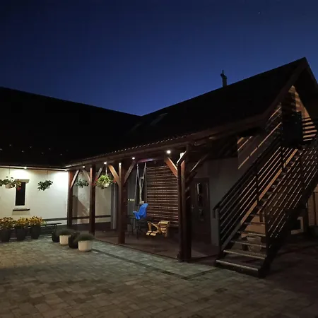 Апартаменти Dom W Chomranicach- Jacuzzi, Grillowy *
