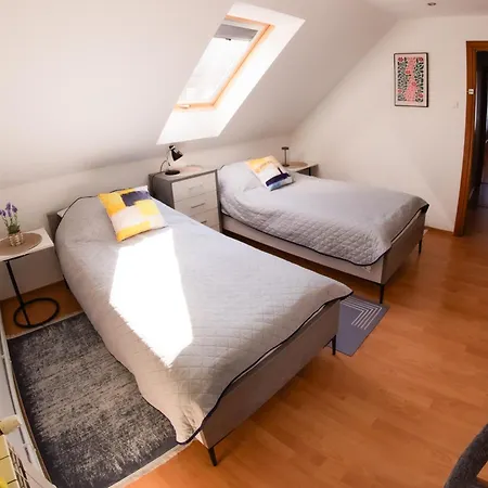 Dom W Chomranicach- Jacuzzi, Grillowy