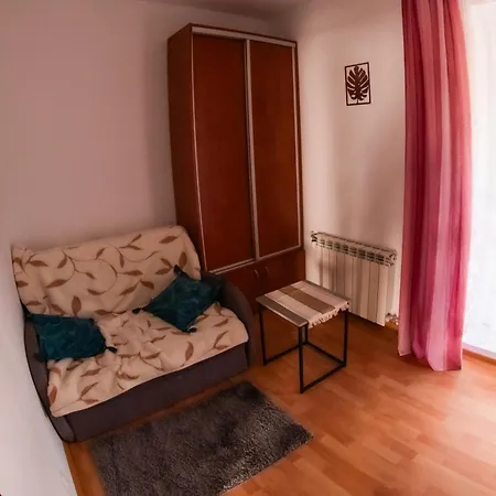 Dom W Chomranicach- Jacuzzi, Grillowy *